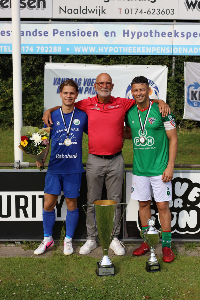 RKVV Westlandia (za) wint de Westland Accountancy Cup 2026 11 2026 06 20 Aanvoerders 03